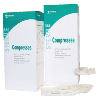 COMPRESSE NON-TISSEE STERILE 5 X 5CM (BOITE DE 50 SACHETS DE 5)